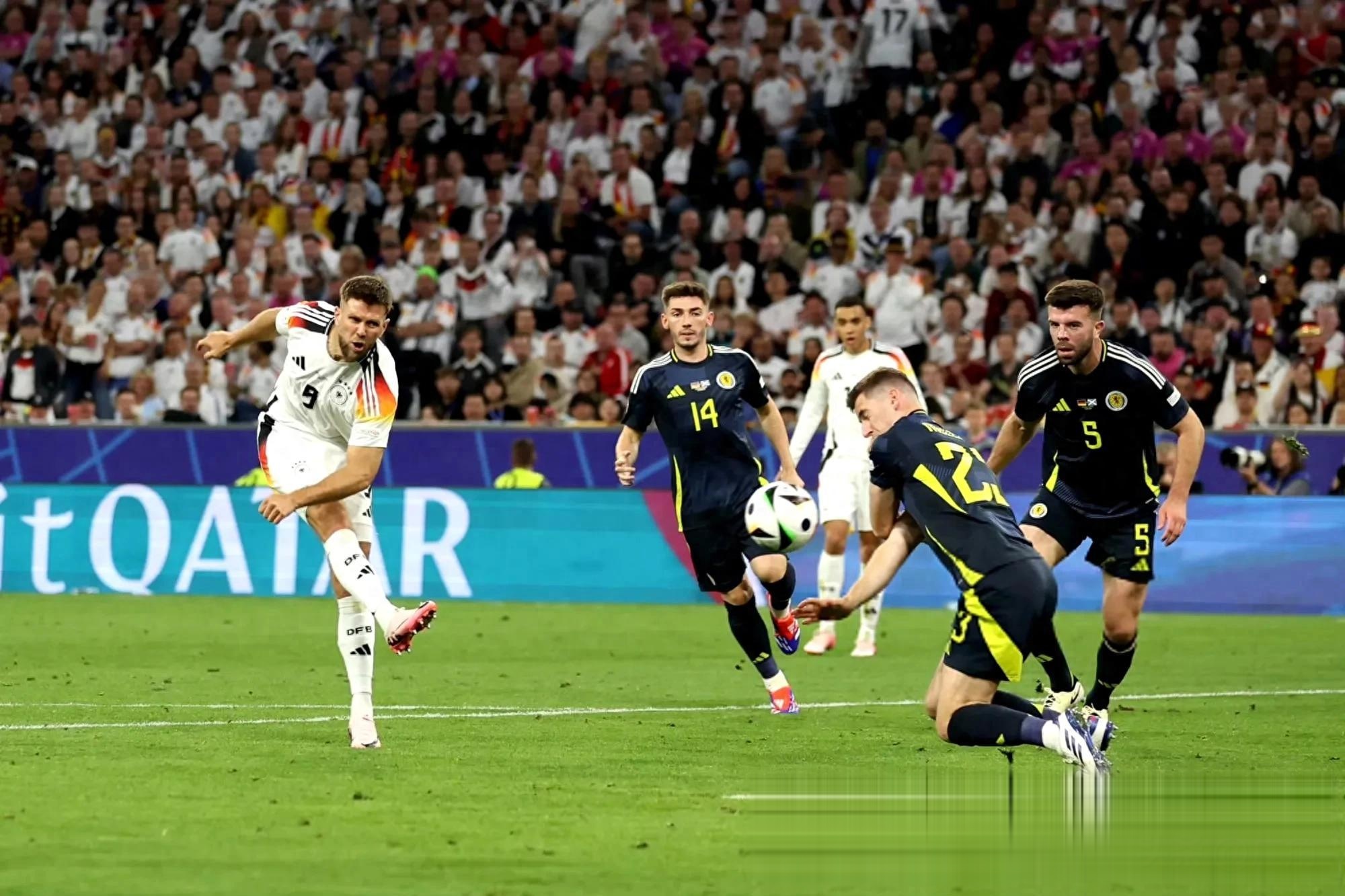 德国队憾败英格兰,无缘欧洲杯四强的简单介绍 德国队憾败英格兰,无缘欧洲杯四强的简单介绍