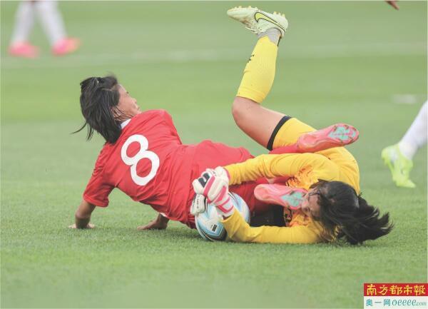 日本女足队员受伤离场变为日本队员受伤退赛，团队努力备战的简单介绍