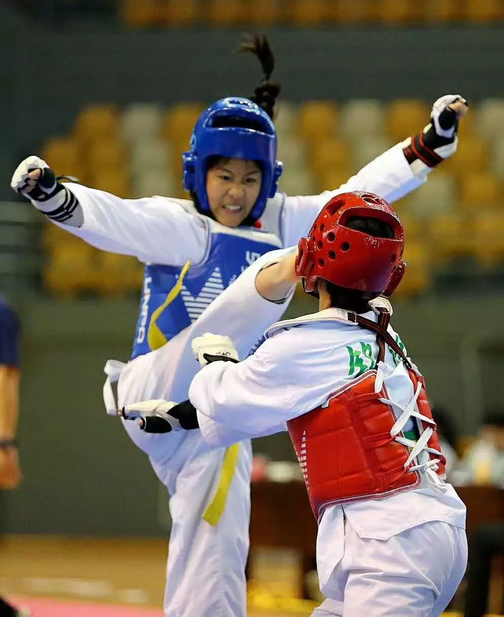 包含美国跆拳道公开赛女子组角逐激烈的词条 包含美国跆拳道公开赛女子组角逐激烈的词条
