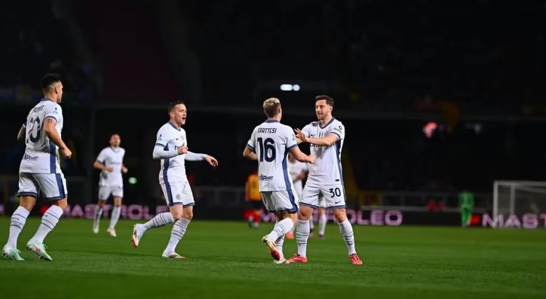 意甲巨星竞技状态井喷，球队战术娴熟无间