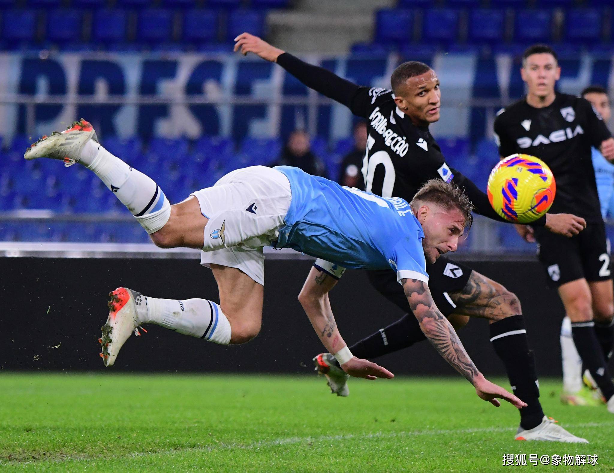 意甲巨星竞技状态井喷，球队战术娴熟无间