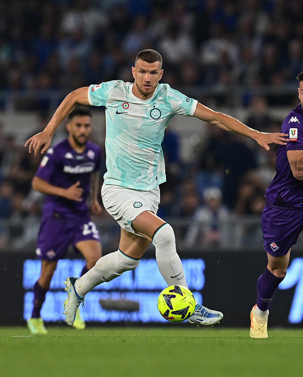 罗马客场逆转佛罗伦萨,维诺壮举破门夺分 罗马客场逆转佛罗伦萨,维诺壮举破门夺分