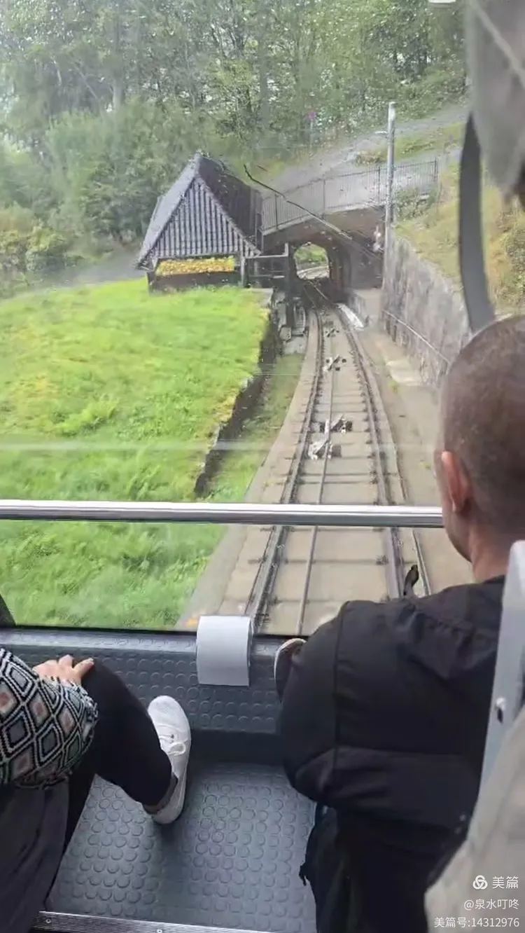 挪威国家队意外失利，被冰岛队击败