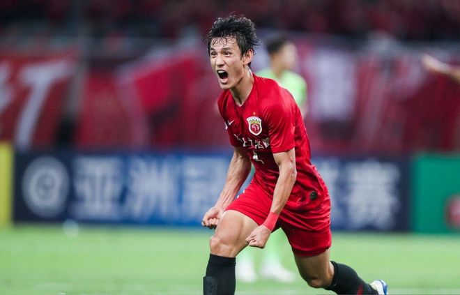 关于上港保持不败,稳坐争冠头把交椅的信息 关于上港保持不败,稳坐争冠头把交椅的信息