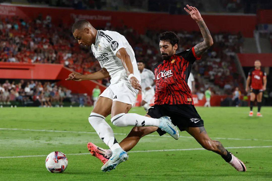 激情对决再现,欧洲联赛的胜负之争 激情对决再现,欧洲联赛的胜负之争