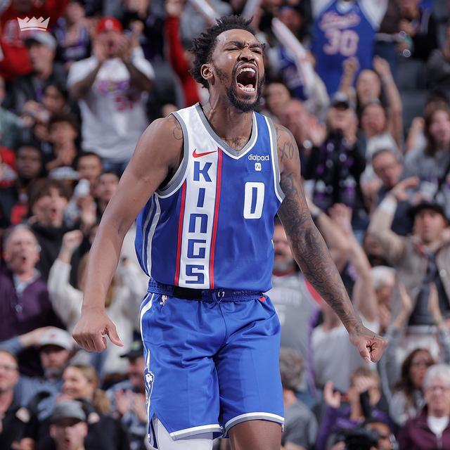 国王险胜雷霆,戈伯特手感火热 国王险胜雷霆,戈伯特手感火热