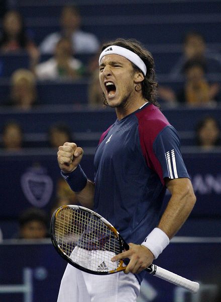 摩纳哥上演逆转战术获胜